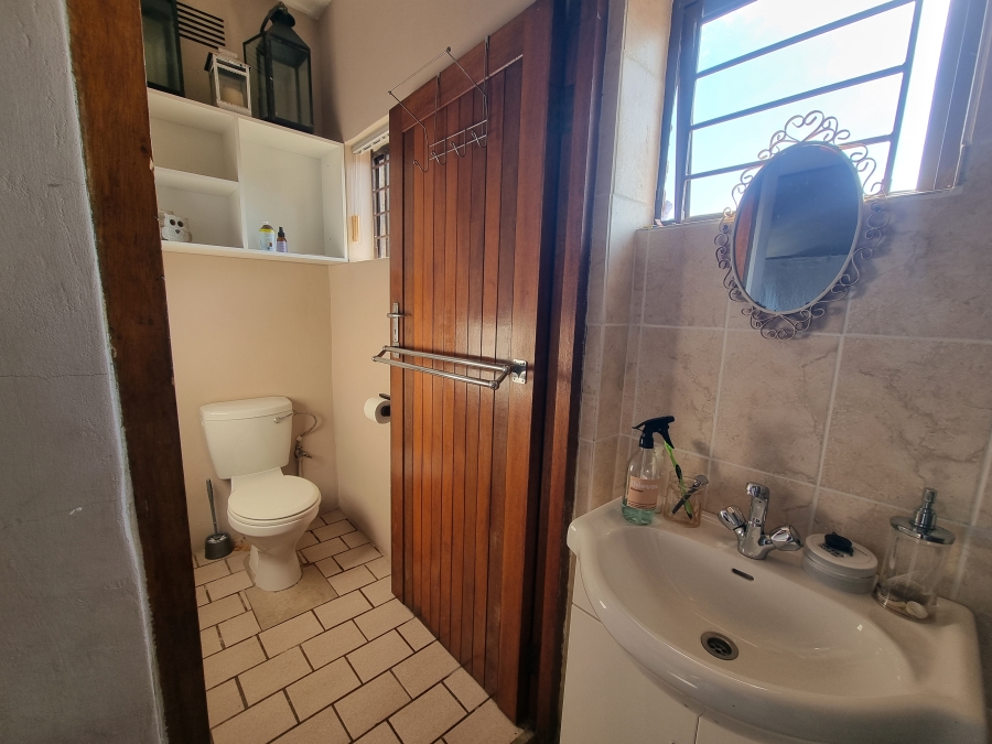 5 Bedroom Property for Sale in Dana Bay Western Cape